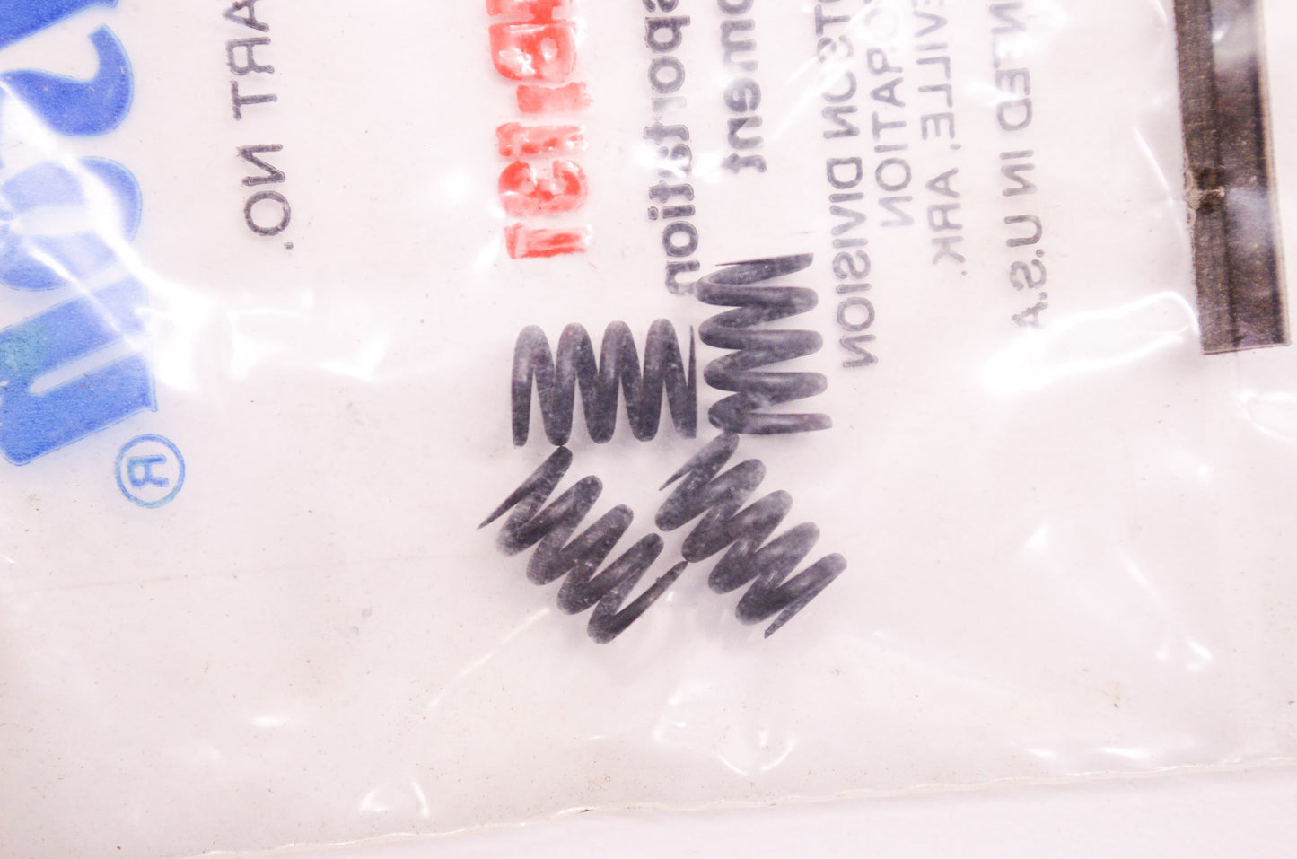 New Tillotson Mixture Screw Spring Qty 4 NOS