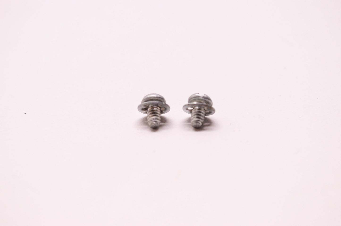 New Tillotson Throttle Clip Retaining Screw Qty 2 NOS