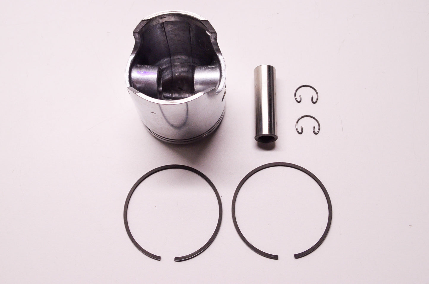New Rocky Complete Piston Kit TC250 TS250 Size S-3 Suzuki 0.25 NOS