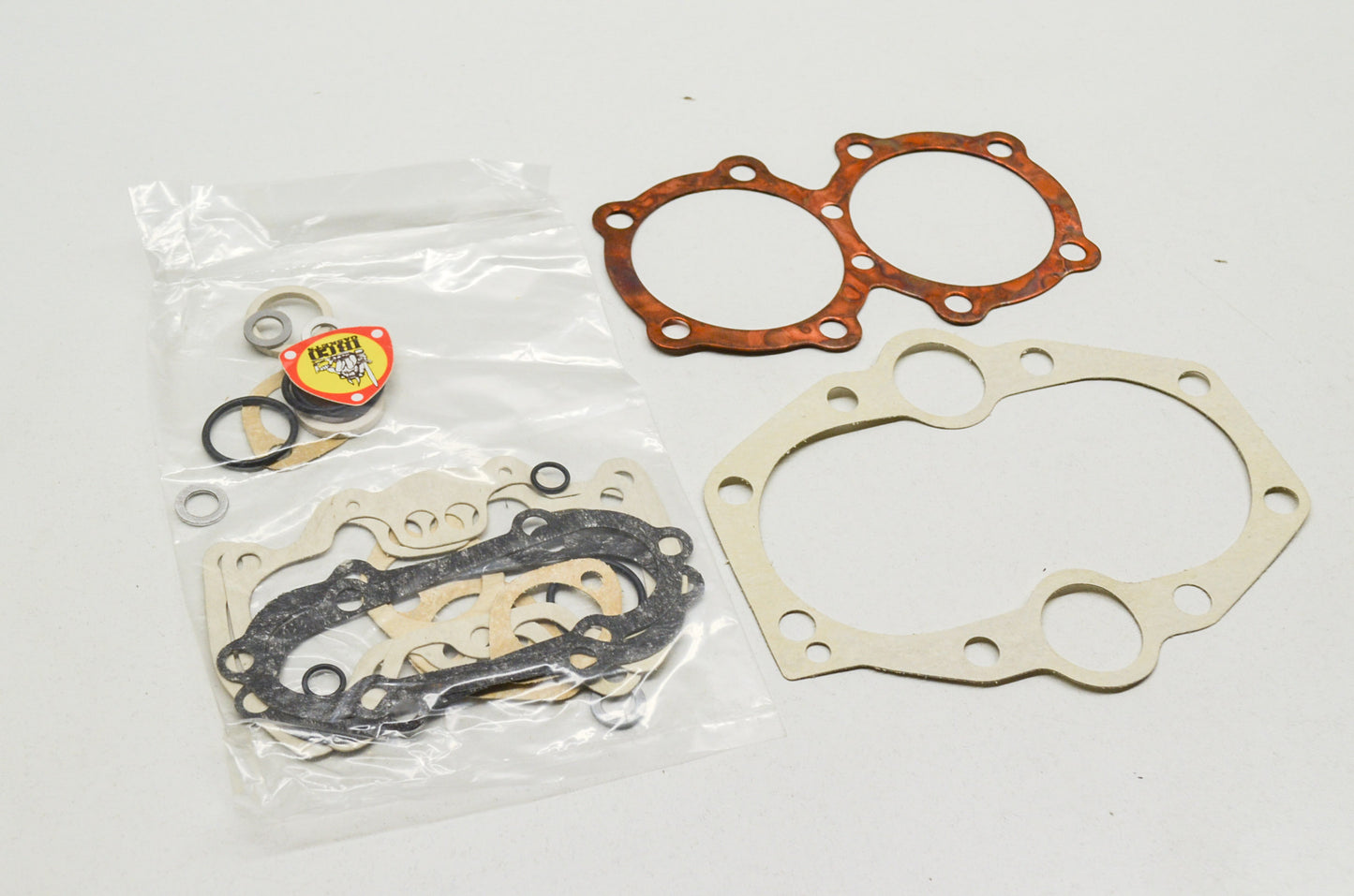 New IB CO Gasket Kit Triumph 750 1973-78 T140V TR7RV NOS