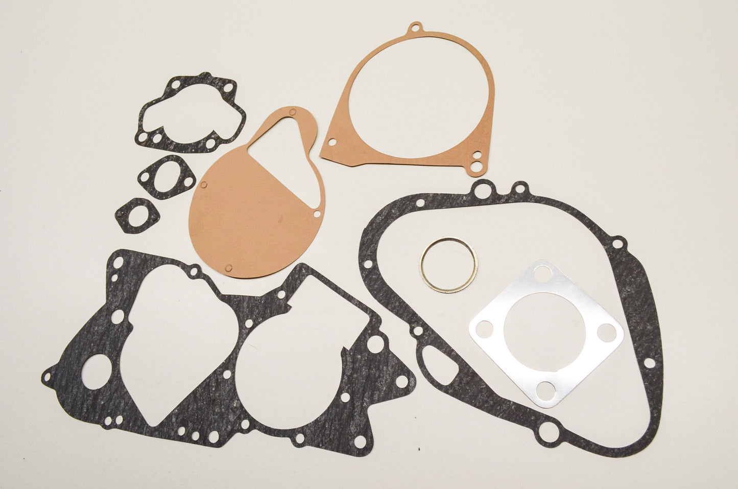 New Rocky Complete Engine Gasket Set Suzuki TS125/J/R NOS