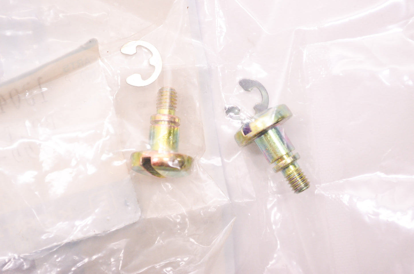 New OEM Echo Kioritz Thumb Bolt w/ Clip Qty 2