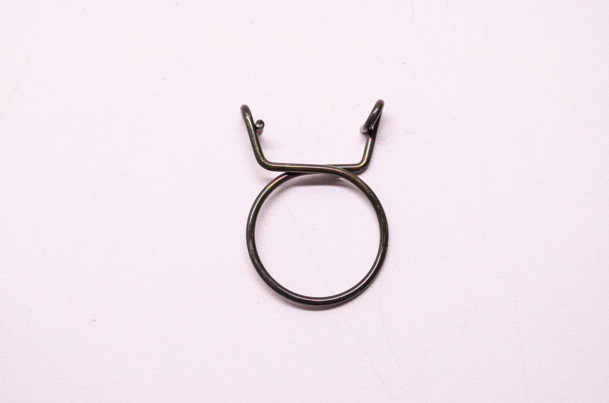 OEM Yamaha 90467-22080-00 Scissor Clip NOS
