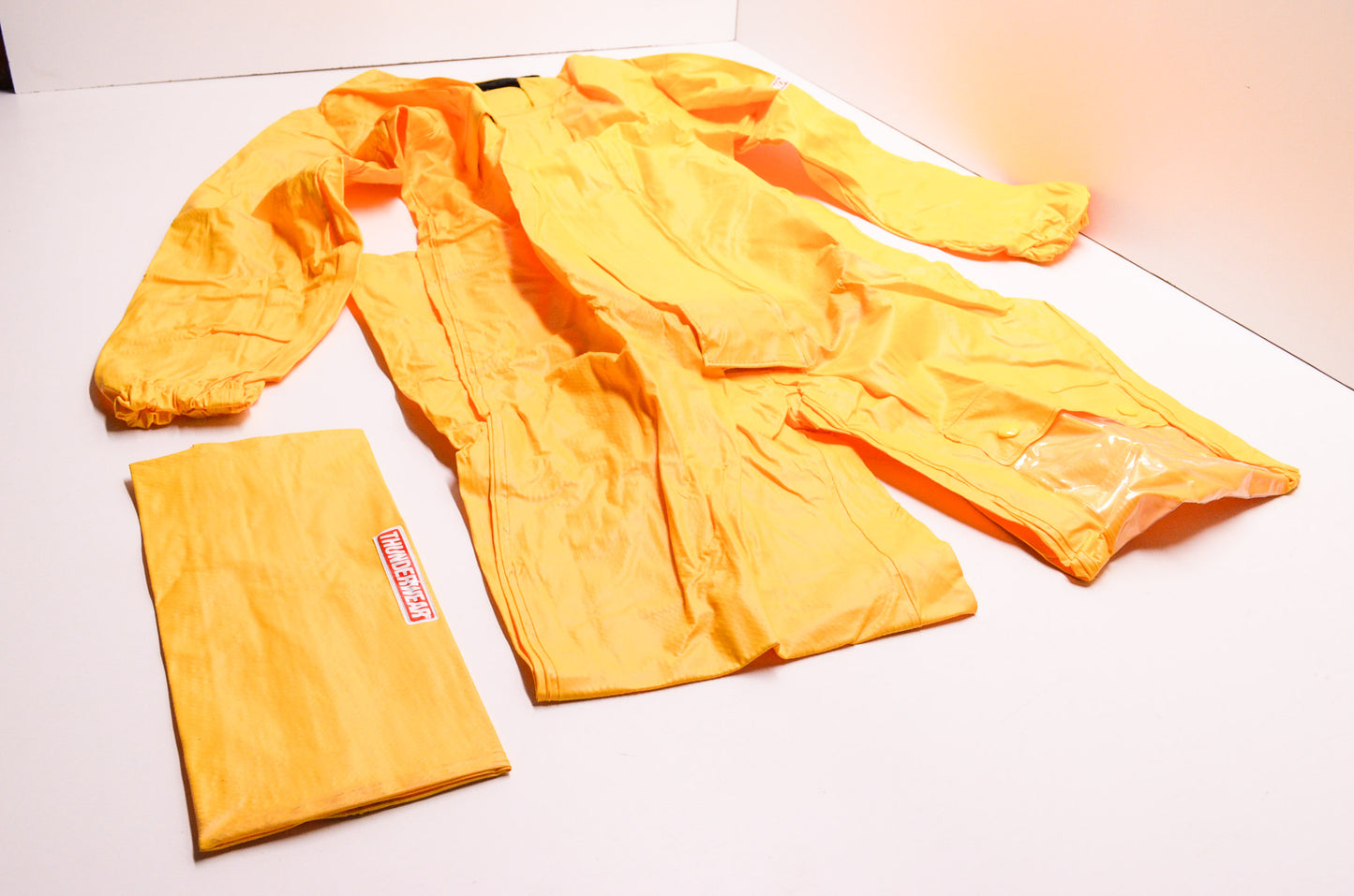 New Slipstreamer Inc Thunderwear Yellow Nylon All Weather Rain Suit Size M NOS