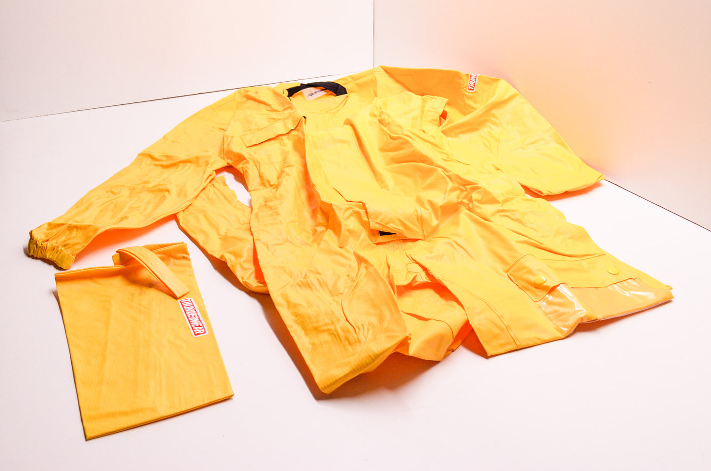 New Slipstreamer Inc Thunderwear Yellow Nylon All Weather Rain Suit Size L NOS