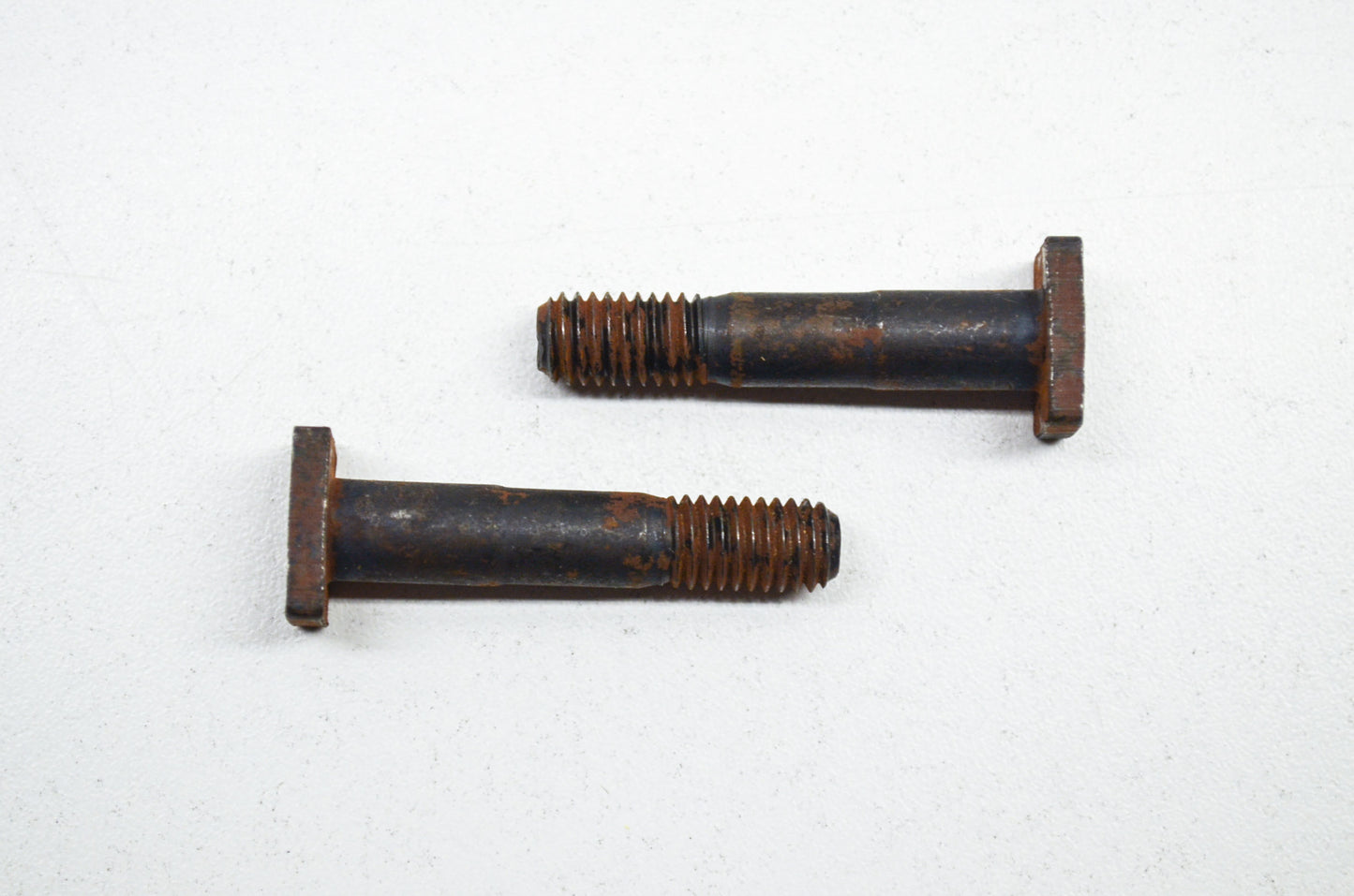 Bar Stud Qty 2 NOS