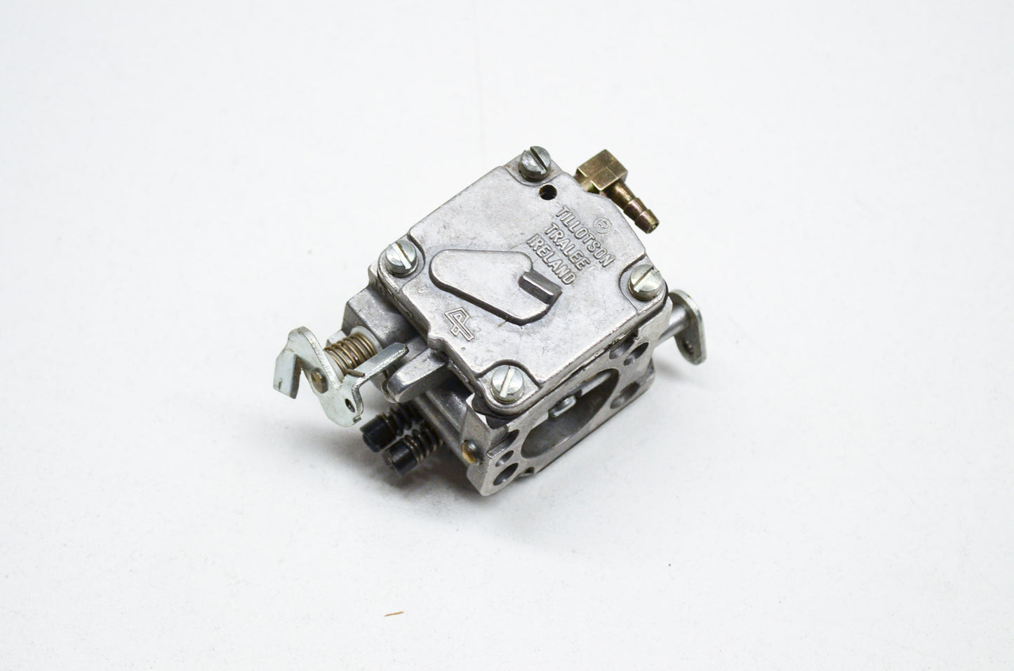 New OEM Husqvarna Carburetor 268 272 NOS