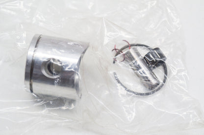 New OEM Husqvarna Piston 136 137 141 142 NOS