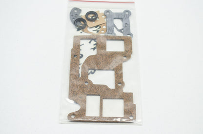 New OEM Husqvarna Gasket Set 33 NOS