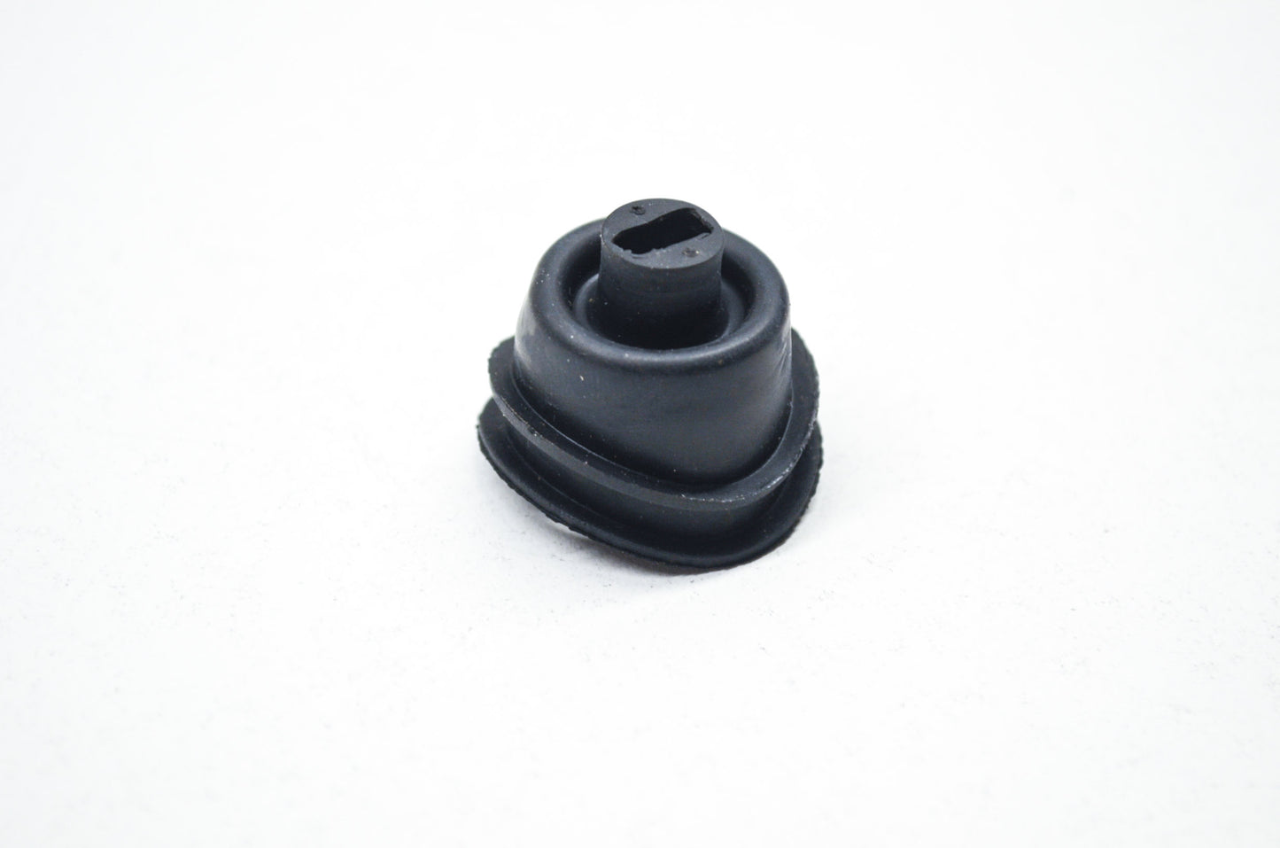New OEM Husqvarna Plug 266 268 272 61 66 NOS