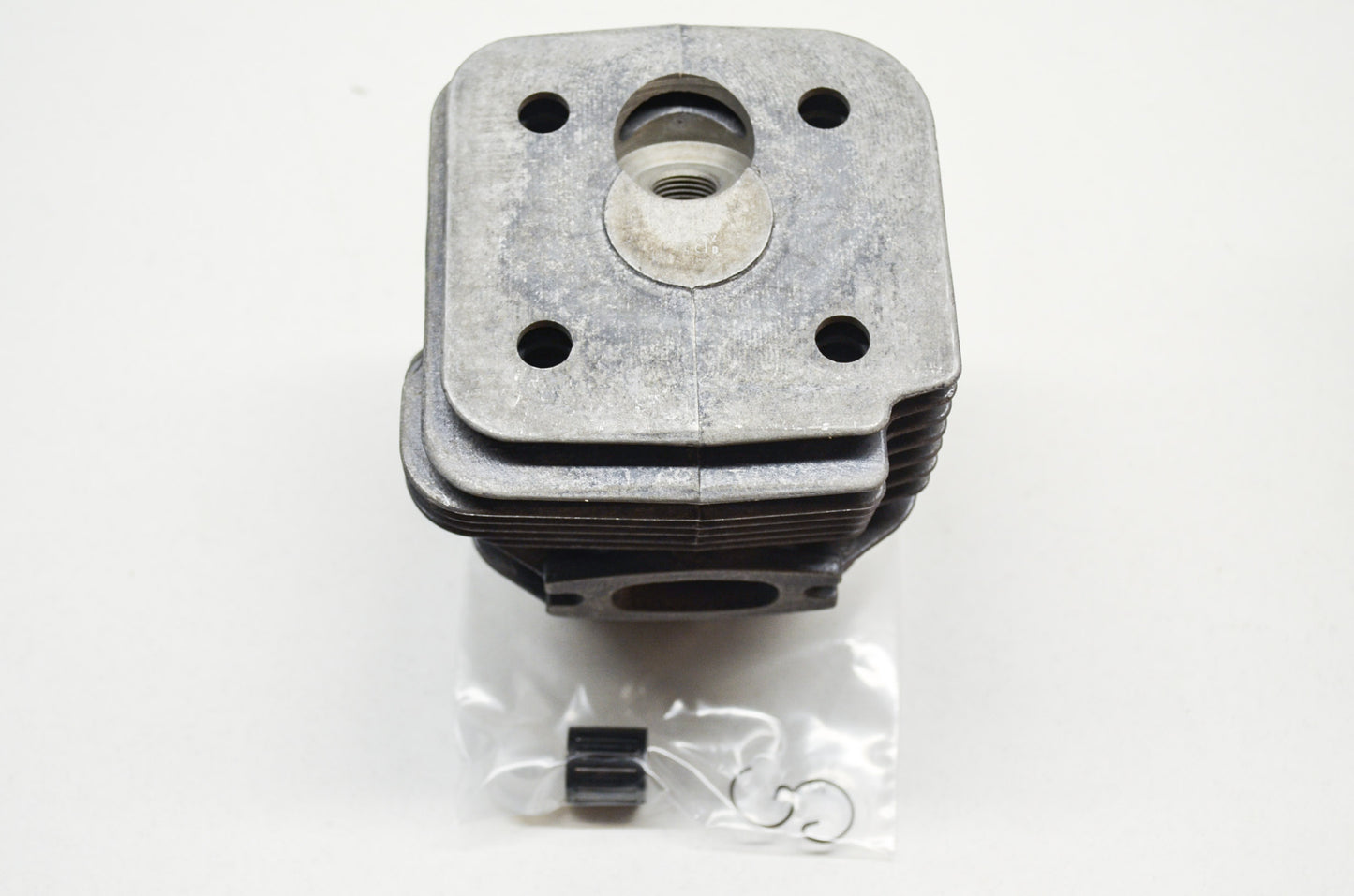 New OEM Husqvarna Cylinder Assembly 395 NOS