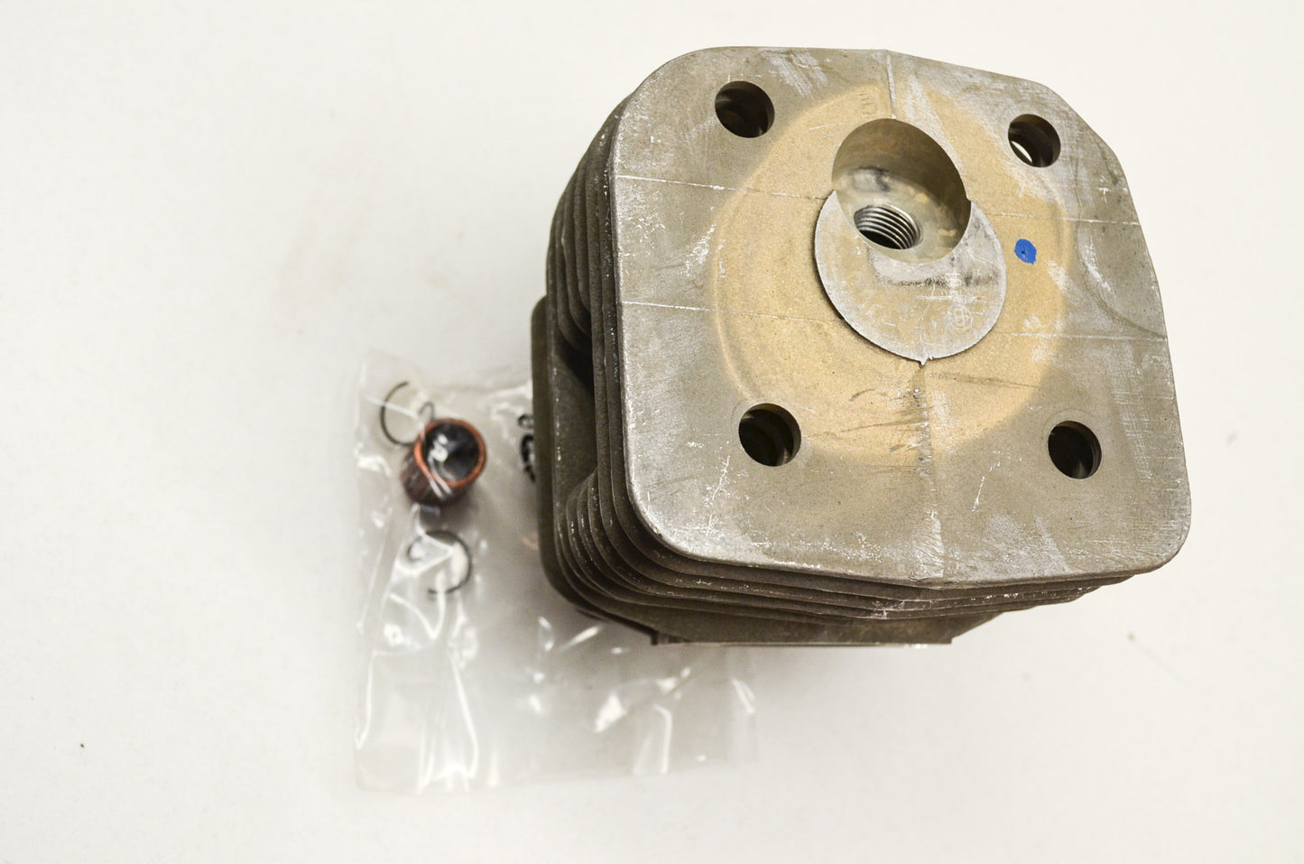 New OEM Husqvarna Cylinder Assembly 3120 NOS