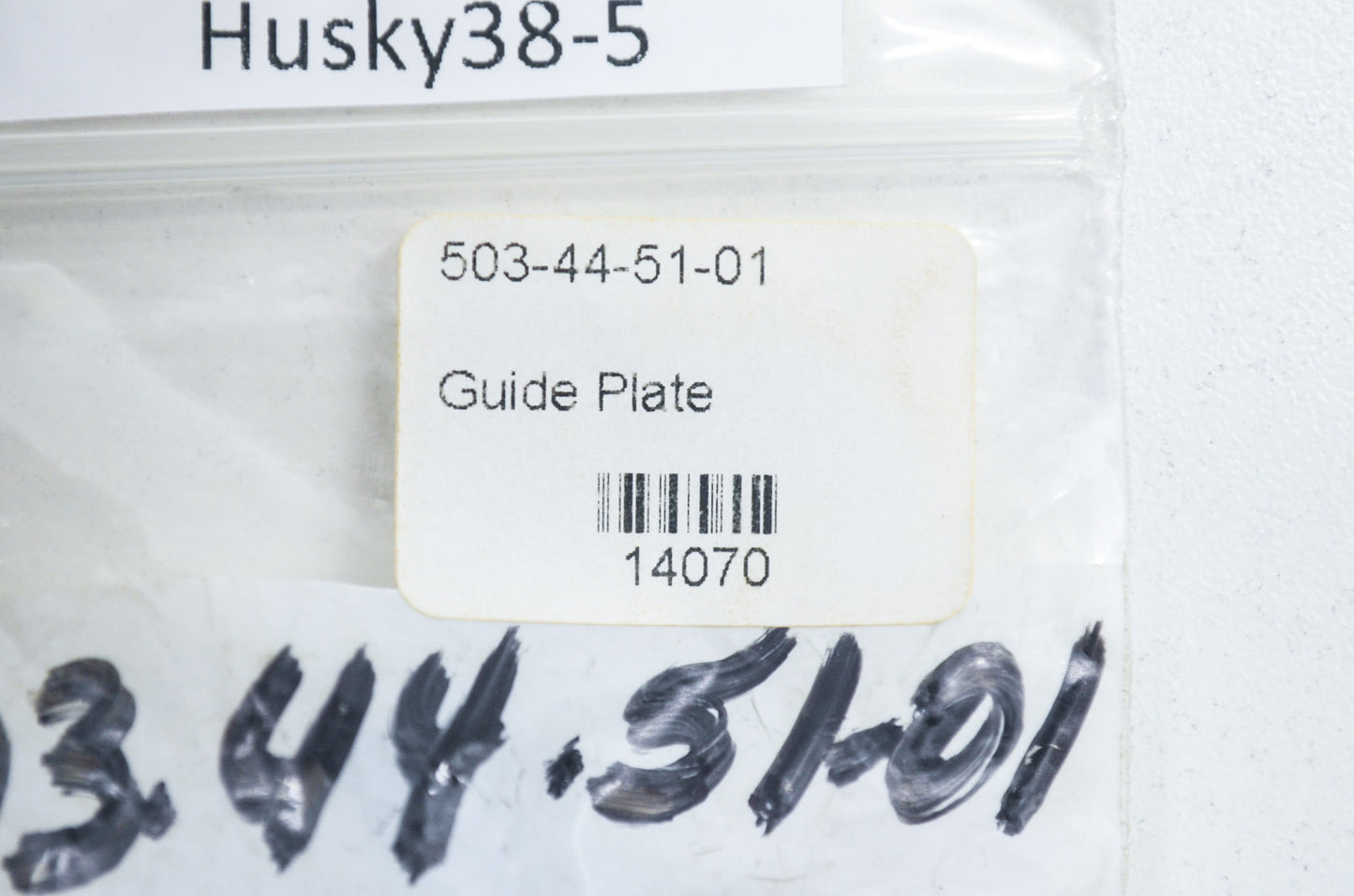 New OEM Husqvarna Guide 268 272 61 NOS