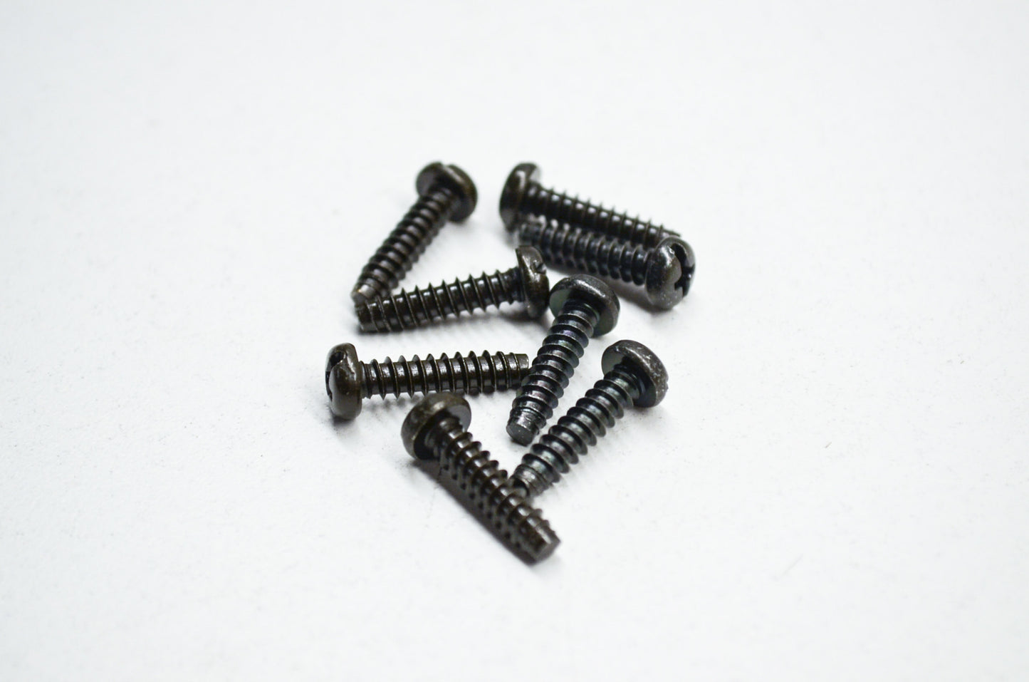 Tapping Screws CS ES PB Qty 8 NOS