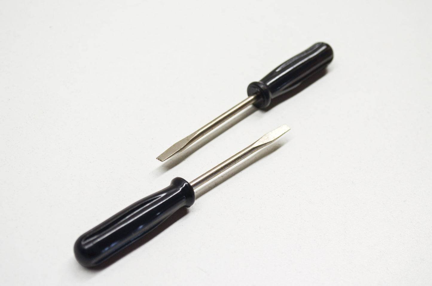 Screwdriver CS Qty 2 NOS