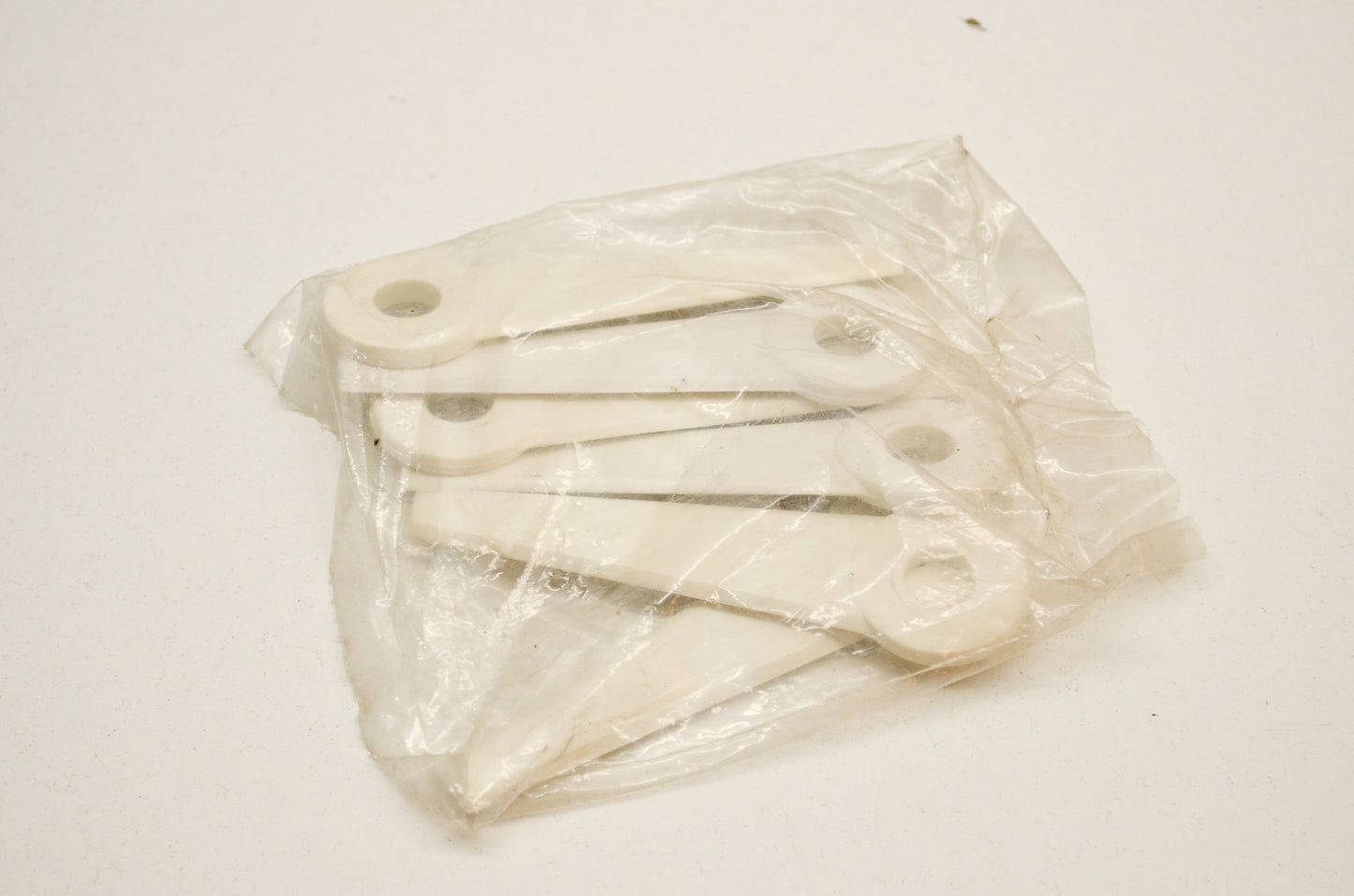Replacement Blades White Qty 6 NOS