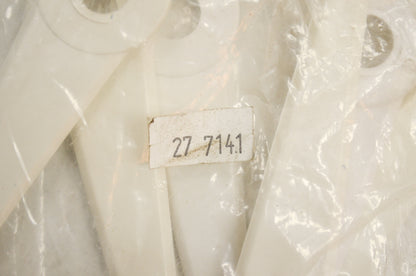 Replacement Blades White Qty 6 NOS