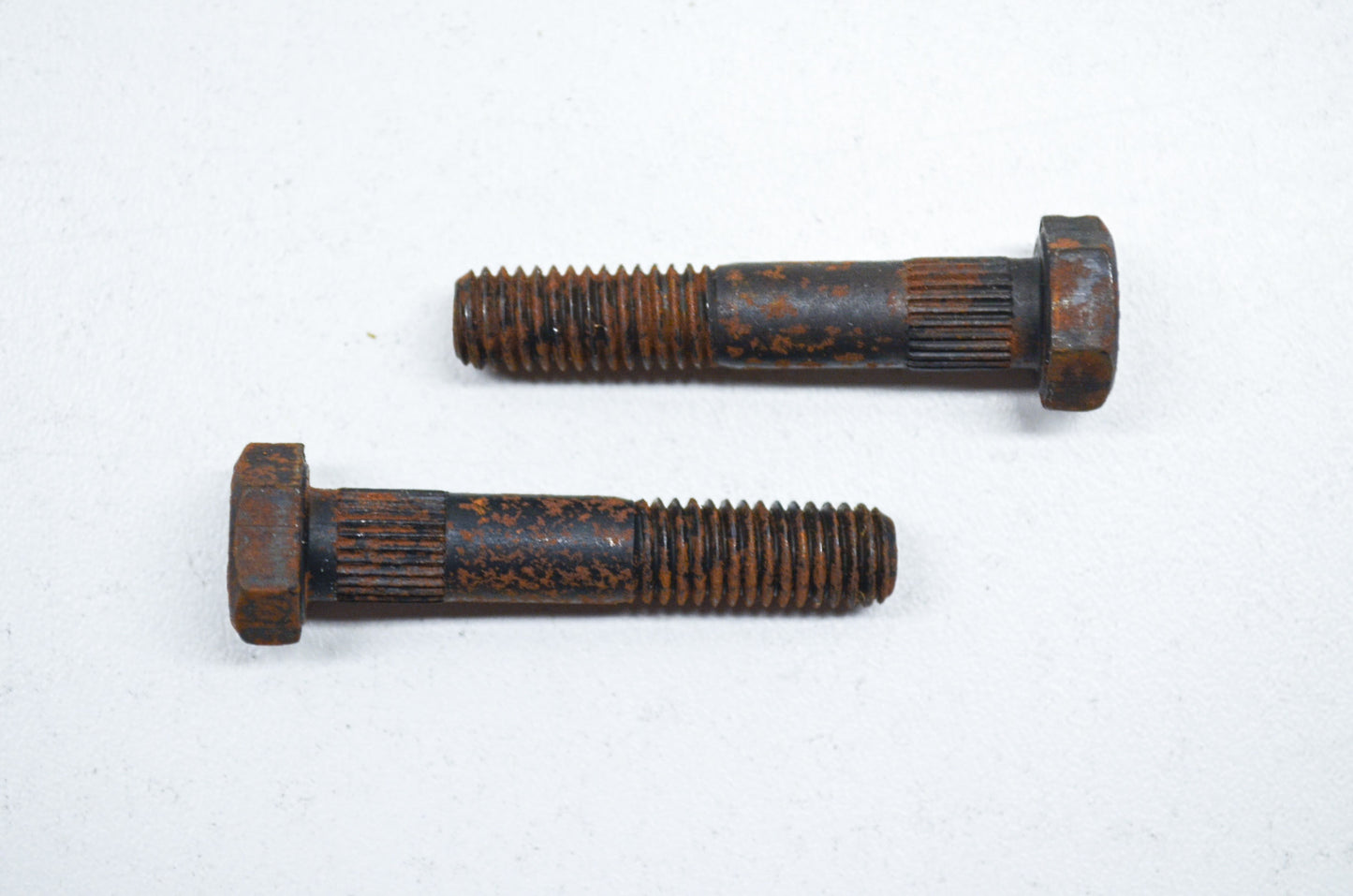 Bar Bolt Qty 2 NOS
