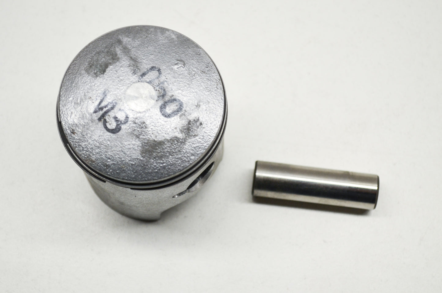 OEM Honda 13103-400-010 Piston (OS) (0.50) NOS
