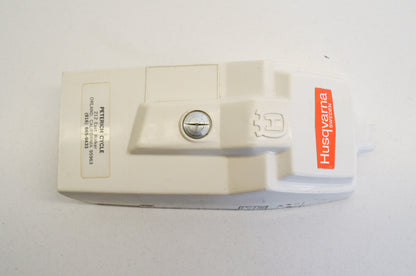 Cover White NOS
