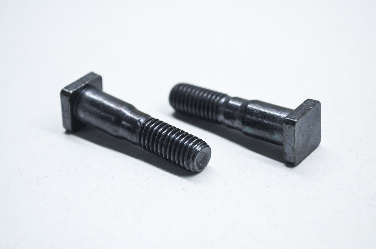 Bolt 162 266 61 181 Qty 2 NOS