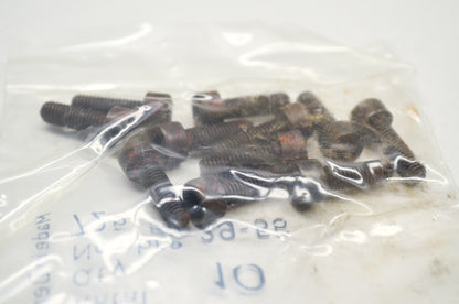 Screw 238 242 244 250 266 288 6120 36 365 55 61 Qty 11 NOS