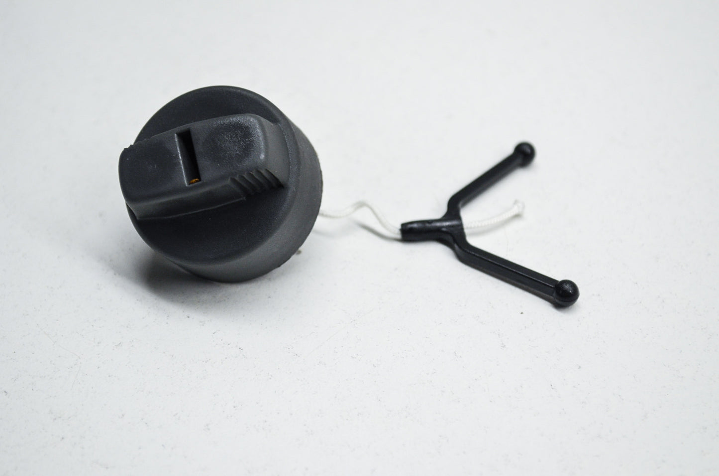New OEM Husqvarna Oil Cap 40 45 49 NOS
