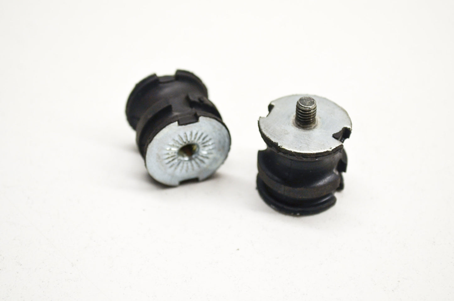 Anti Vibration Mount 244 RX 250 PS 266 268 36 R Qty 2 NOS