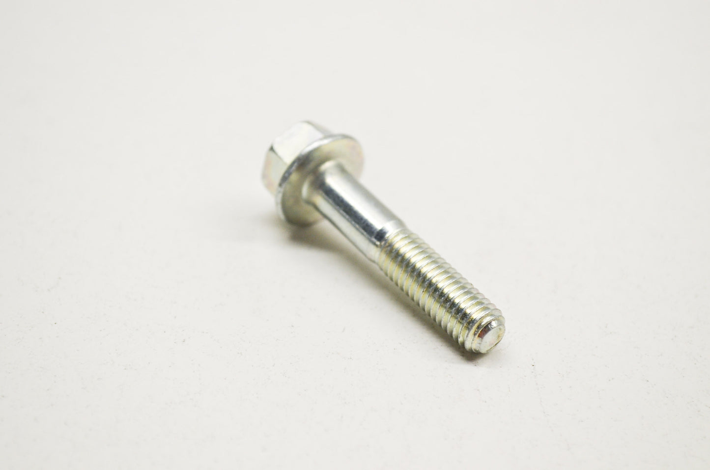 New OEM Husqvarna Bolt 3120 K 371 K 375 K 1250 750 760 960 NOS