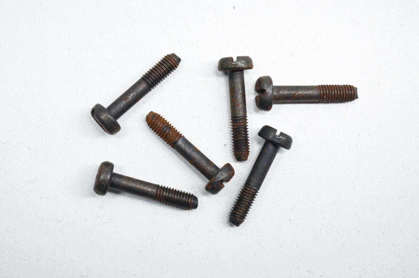 Screw 3120 340 345 362 365 372 371 394 395 K 1250 Qty 6 NOS