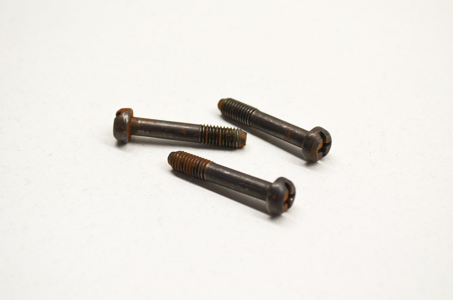 Screw 262 Qty 3 NOS