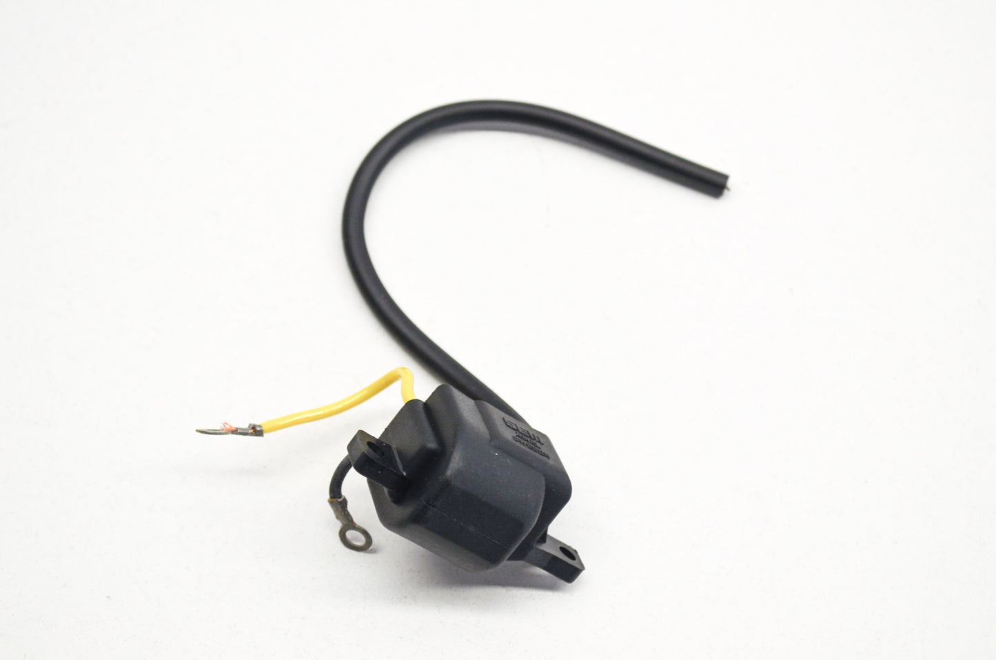 New OEM Husqvarna Ignition Coil 61 66 266 162 266 61 66 NOS