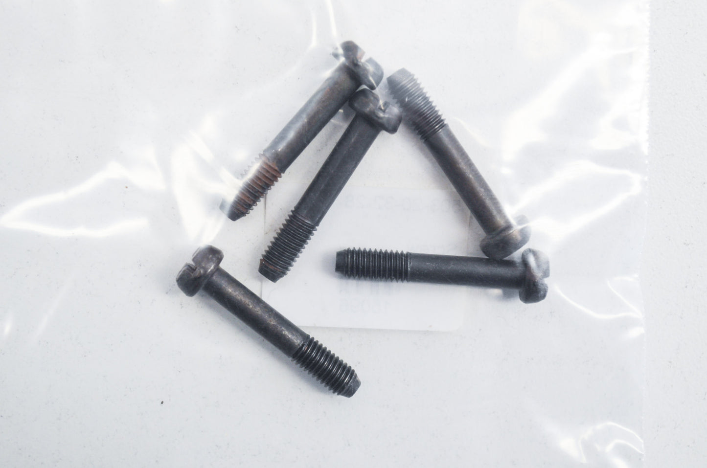 Screw 242 254 257 261 262 265 268 272 281 288 3120 Qty 5 NOS