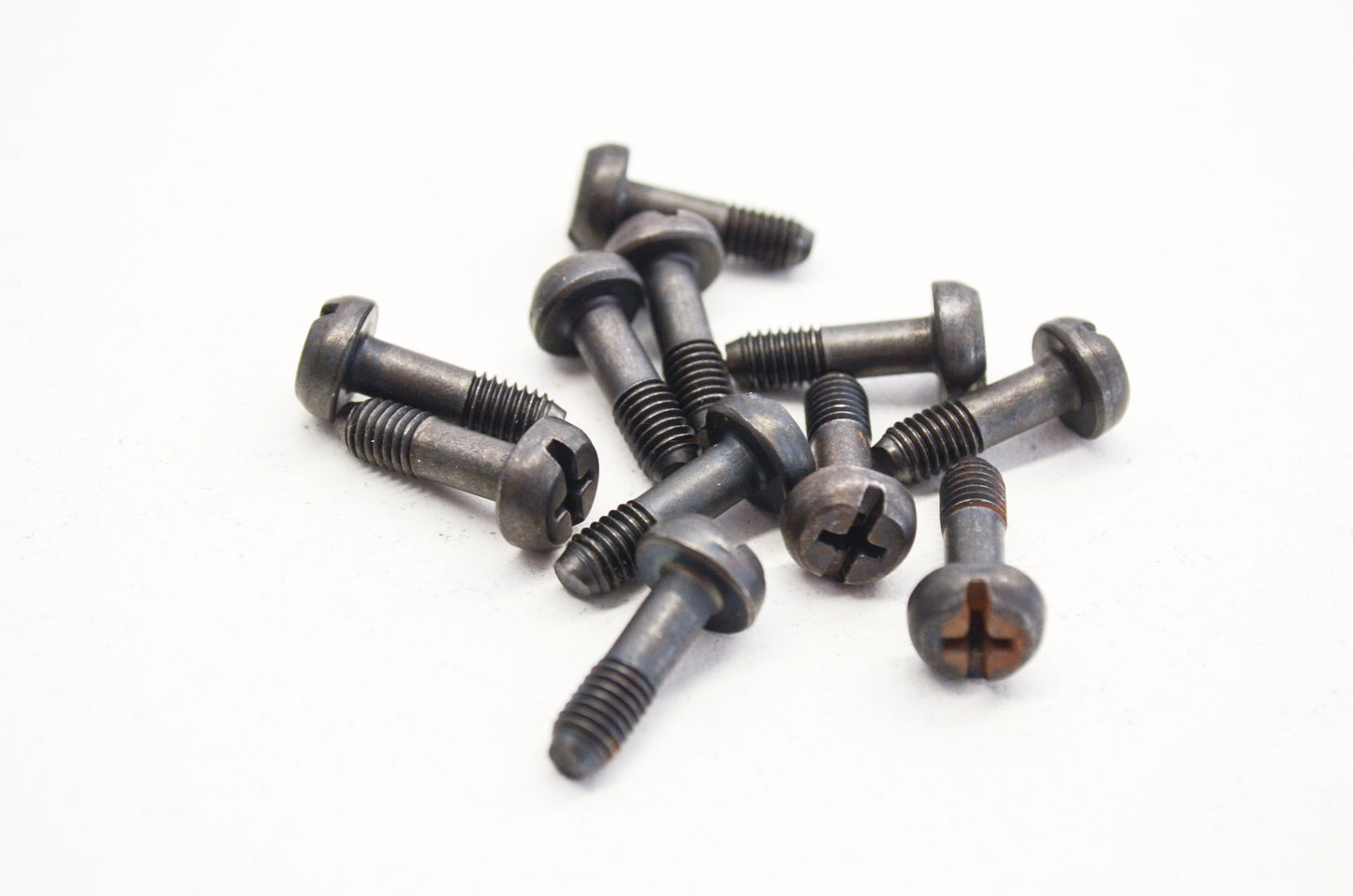 Screw 254 257 261 262 265 268 272 61 Qty 11 NOS