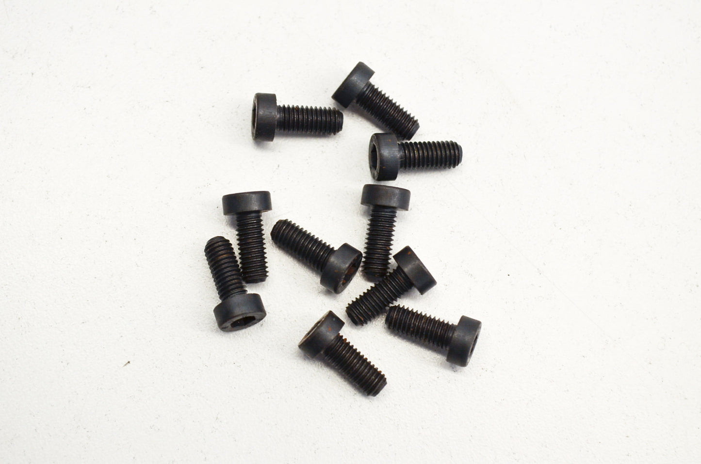 New OEM Husqvarna Screw QTY 10 2100 2101 343 345 44 444 480 NOS