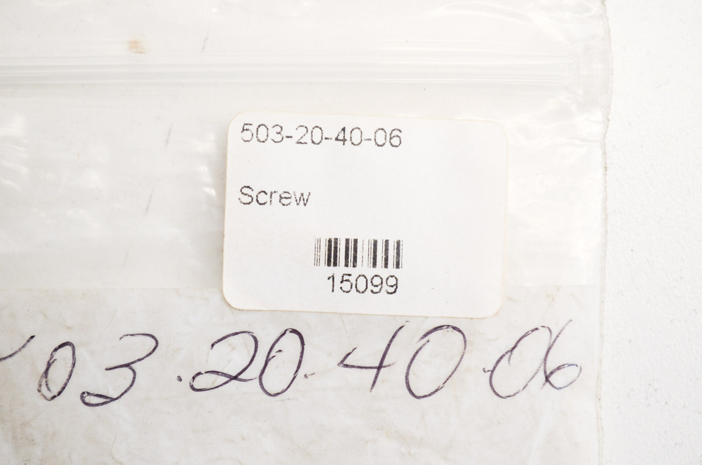 New OEM Husqvarna Screw QTY 2 162 165 181 2100 2101 262 266 281 288 NOS