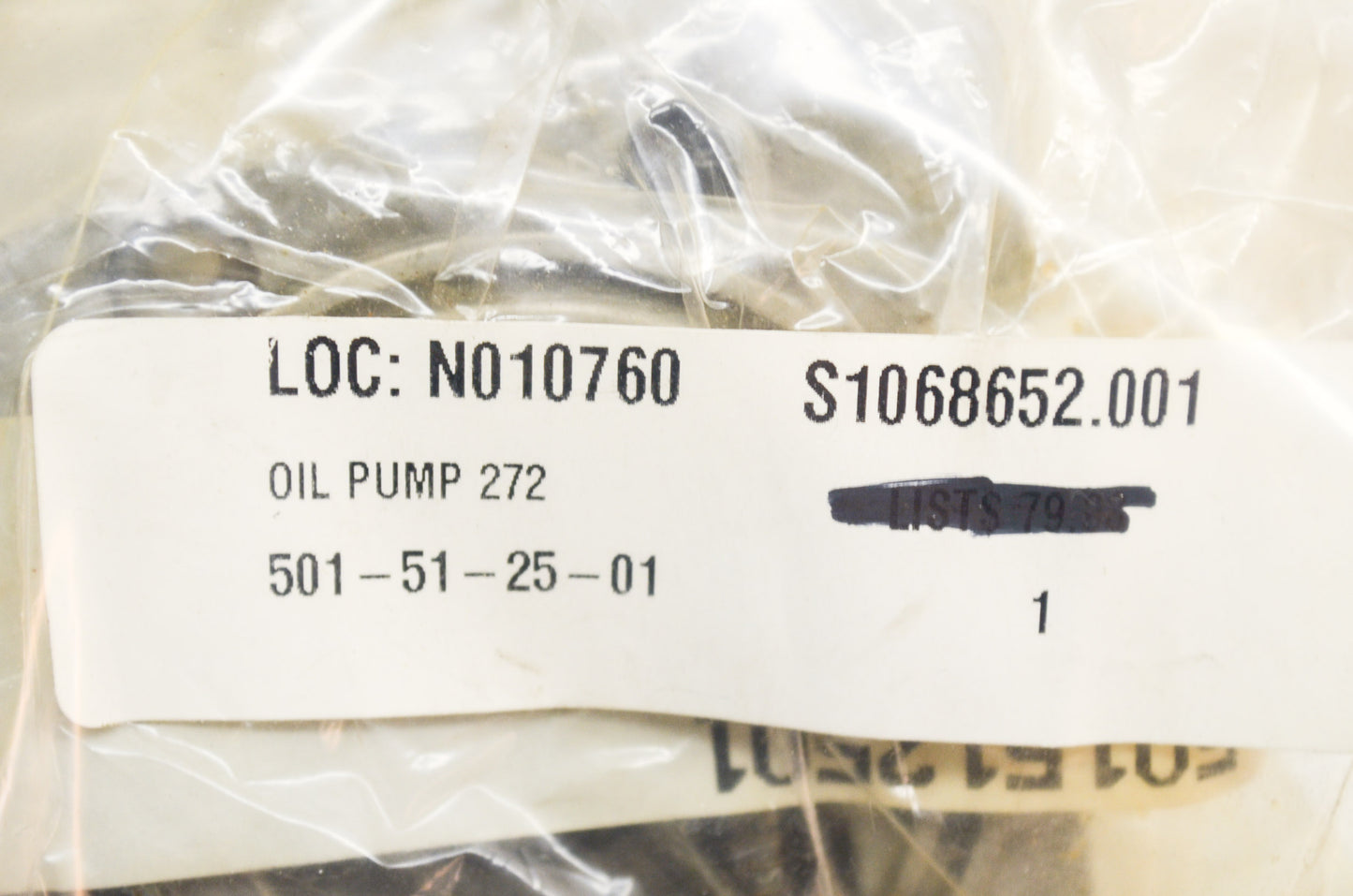 New OEM Husqvarna Oil Pump 266 268 272 61 66 NOS