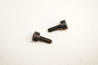 New OEM Husqvarna Screw QTY 2 240 R 362 Special 372 385 390 NOS