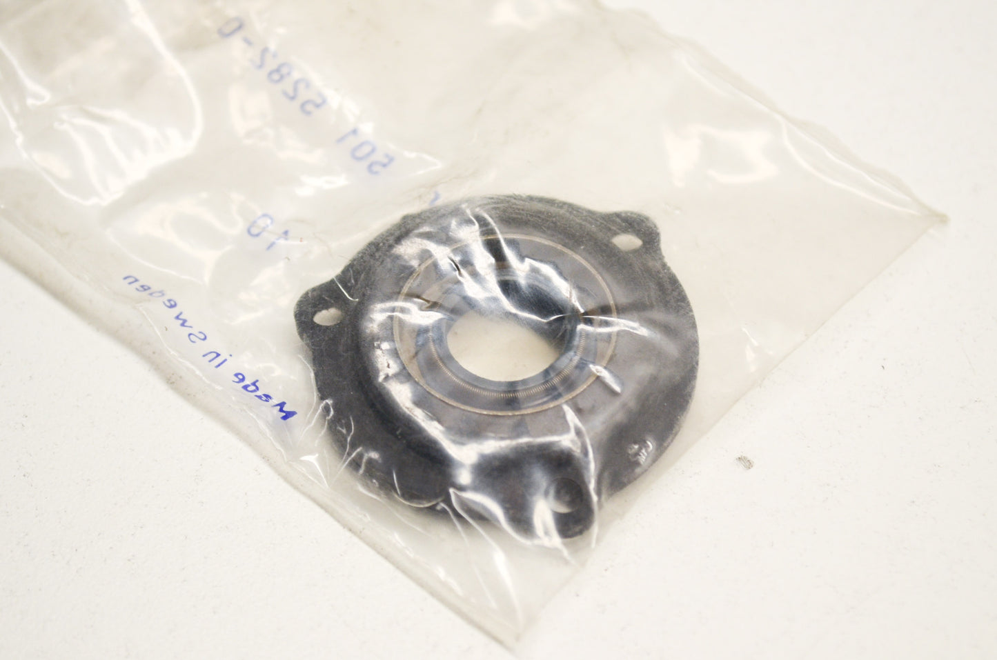 Seal Retainer 162 266 61 66 NOS
