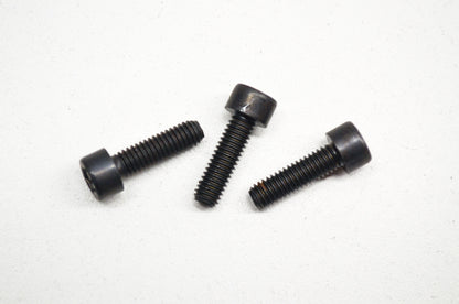 Screw 120 365 371 372 385 570 575 K 1250 Qty 3 NOS