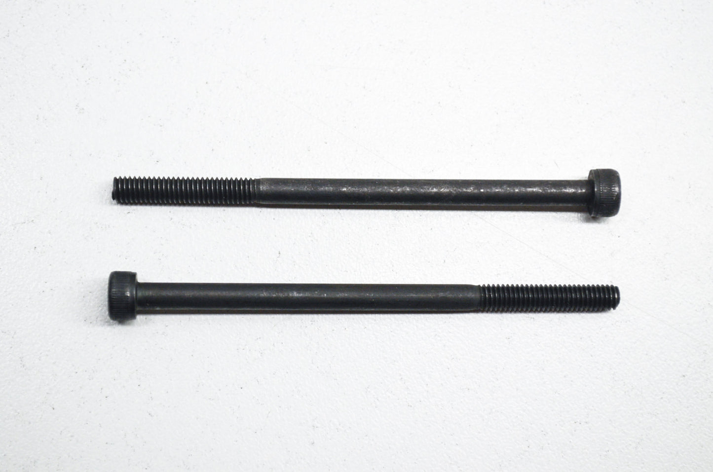 New OEM Husqvarna Screw QTY 2 385 390 395 EPA NOS