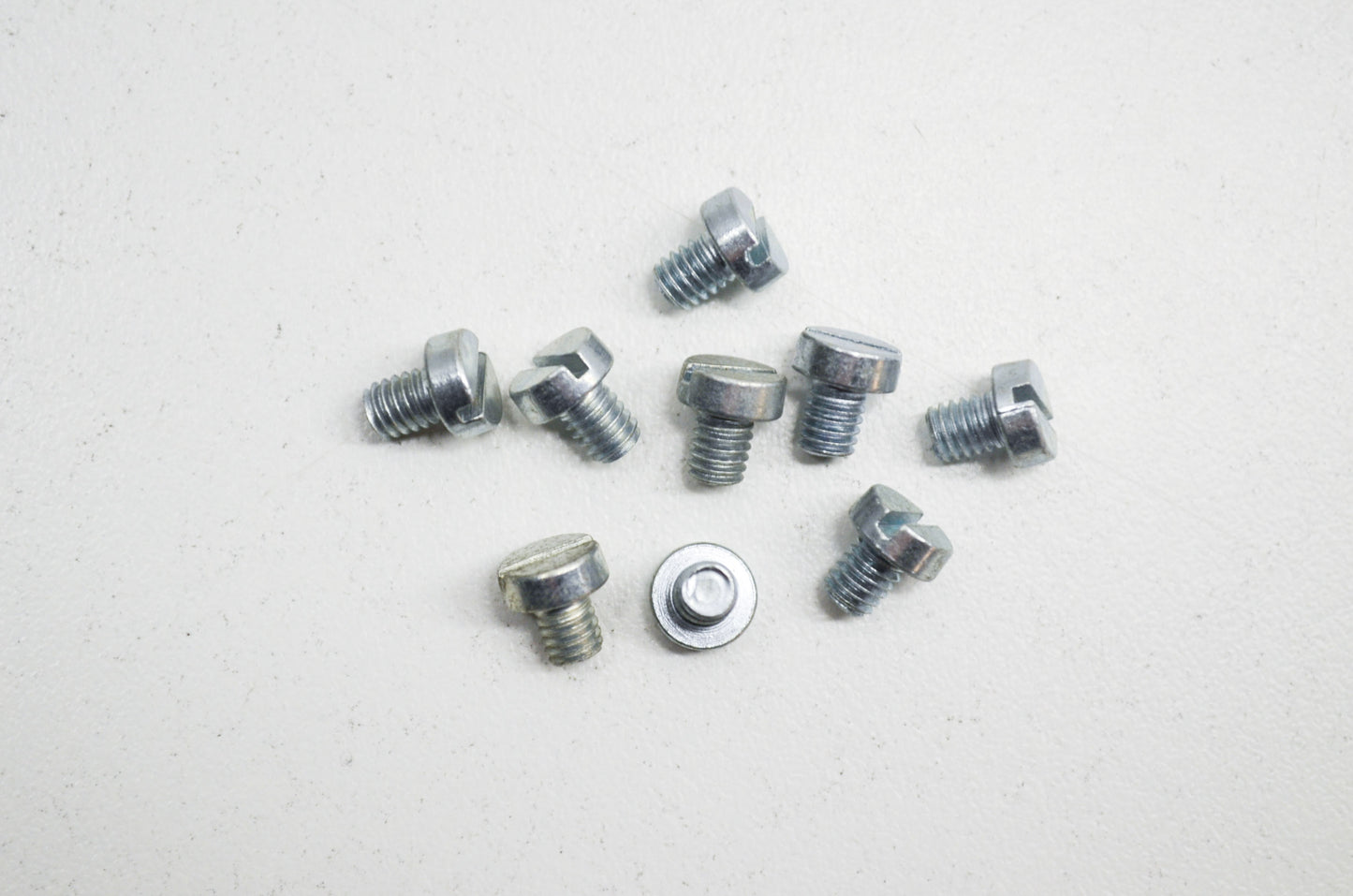 New OEM Husqvarna Screw QTY 9 2100 2101 285 NOS