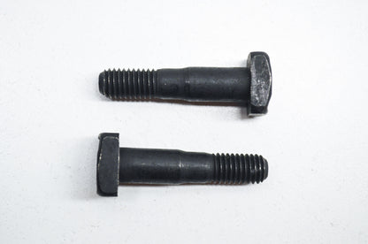 Bar Stud 371 375 385 390 395 570 575 XP 576 XP Qty 2 NOS