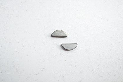 New OEM Husqvarna Woodruff Key QTY 2 165 266 281 288 3120 61 66 NOS