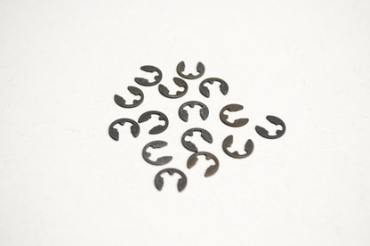 E-rings 323 325 326 327 455 51 Qty 15 NOS