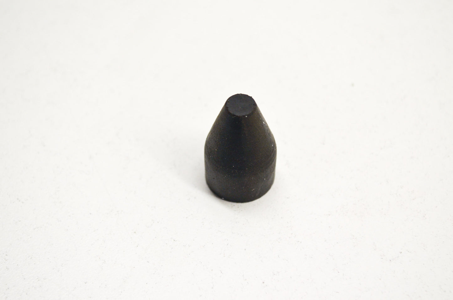 New OEM Husqvarna Rubber Mount 36 41 136 137 141 142 NOS