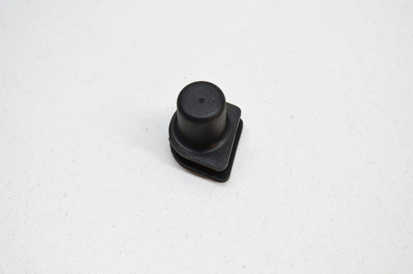 Top Vent Seal 2100 2101 298 480 NOS