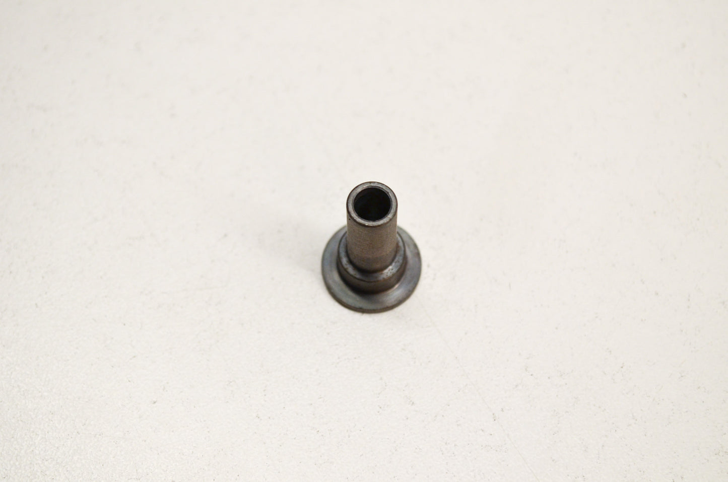 Chain Catcher Spindle 362 372 390 562 570 575 XP NOS
