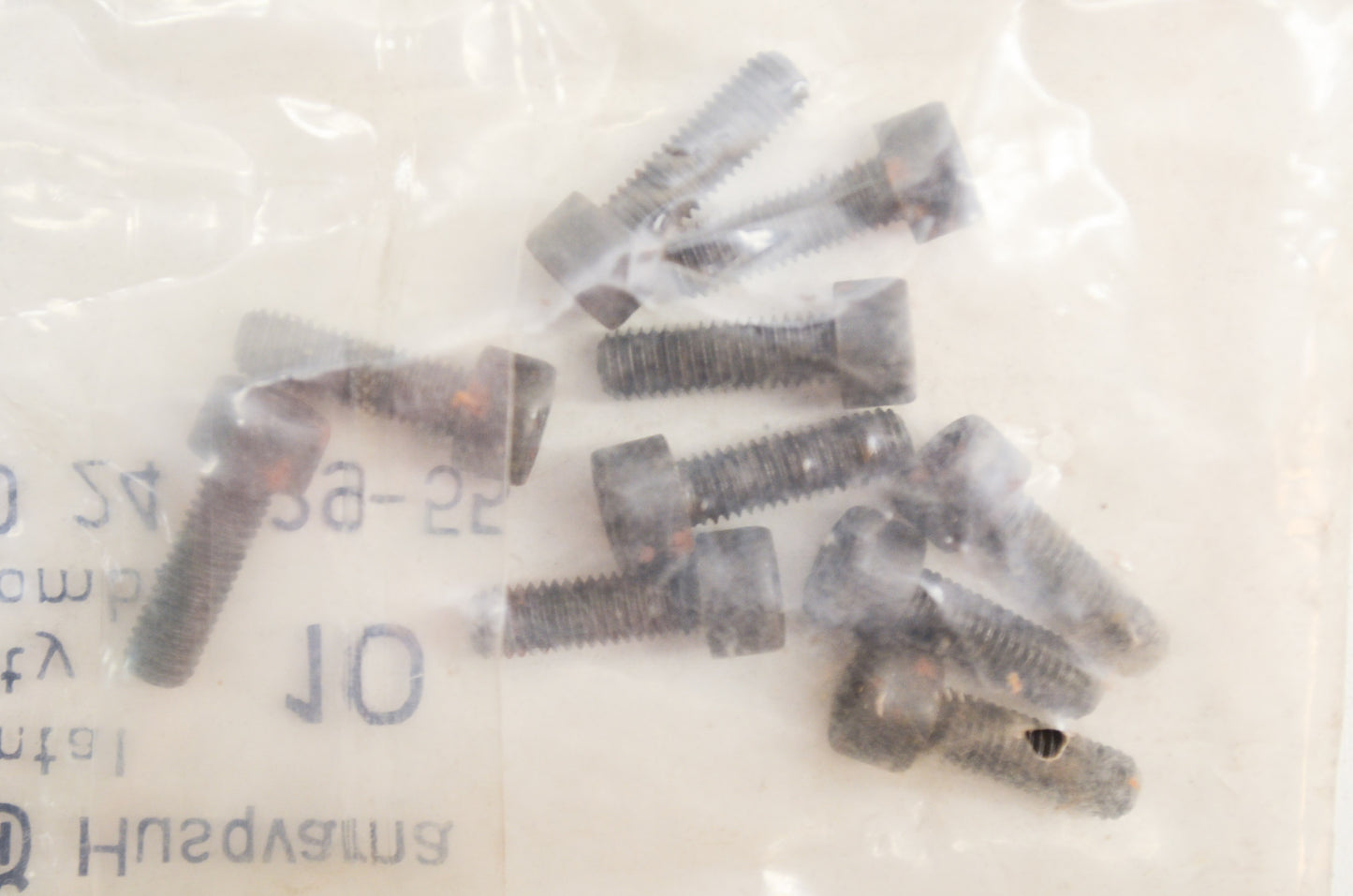 Screw 140 162 2100 36 R 61 Qty 10 NOS
