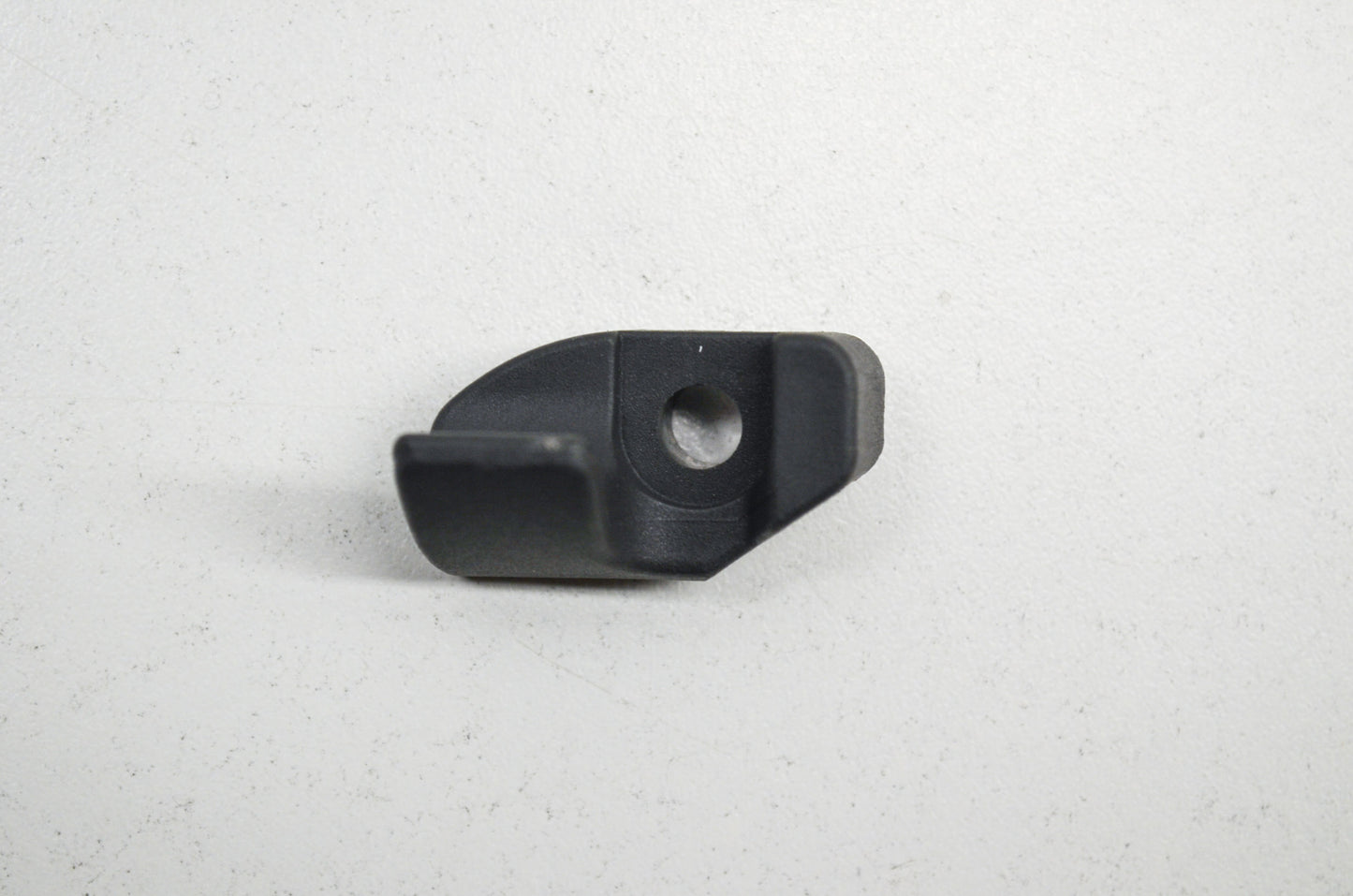 New OEM Husqvarna Chain Catcher 254 262 NOS